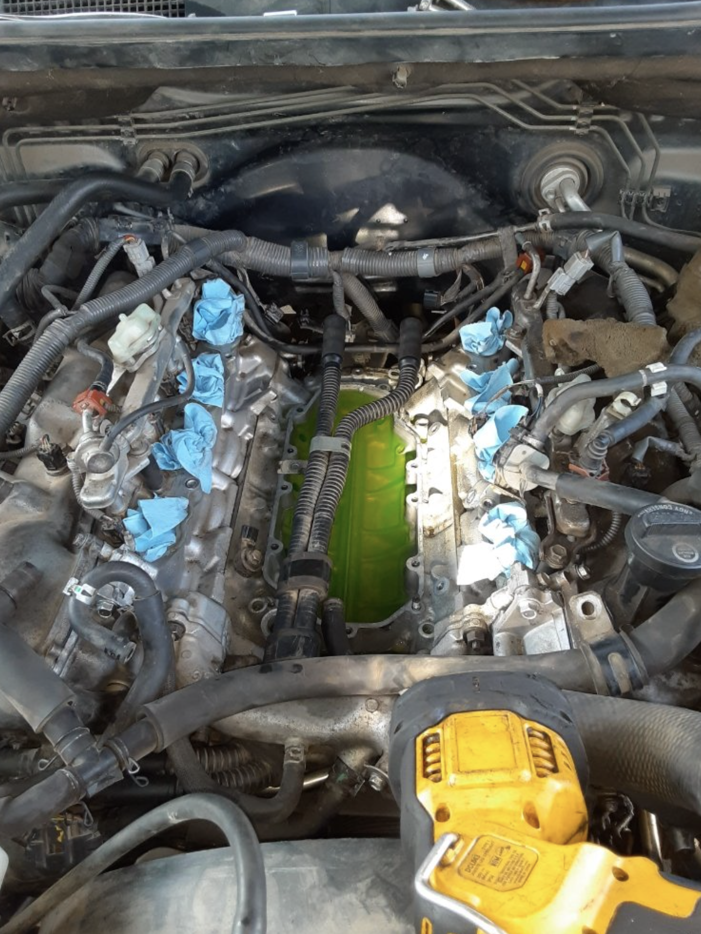 Houston-engine-repair image shows Engine repair in Houston, TX